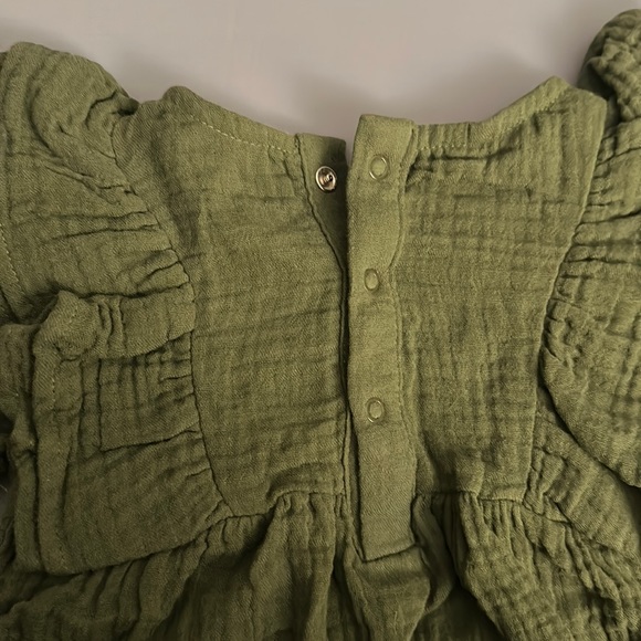 GAUZE RUFFLE SHOULDER DRESS - Picture 5 of 6